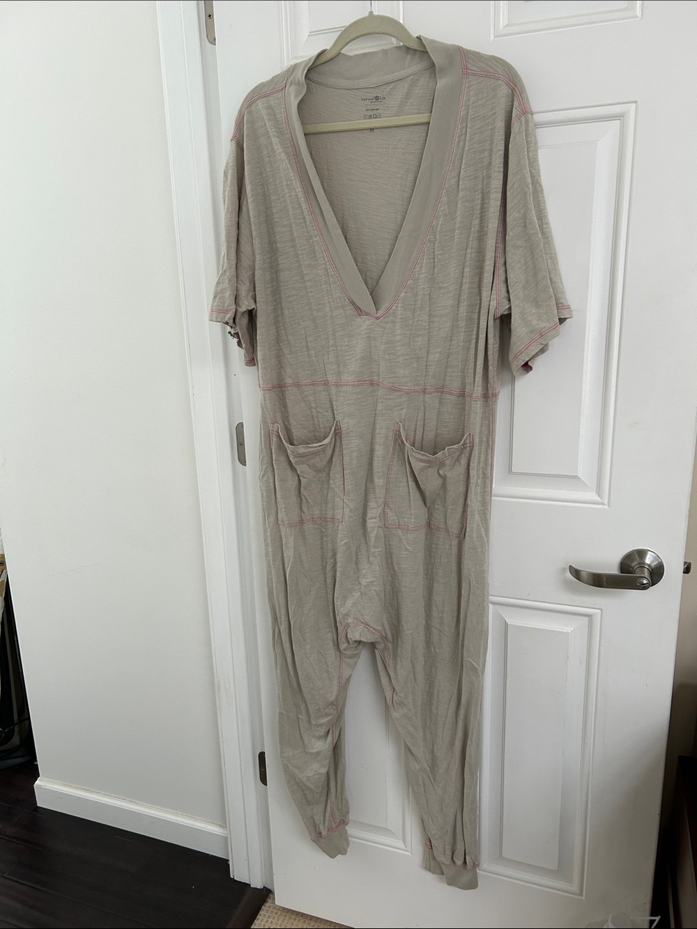 Natural Life Johnnie Jumpsuit Womens Size M Light Gray Short Sleeve